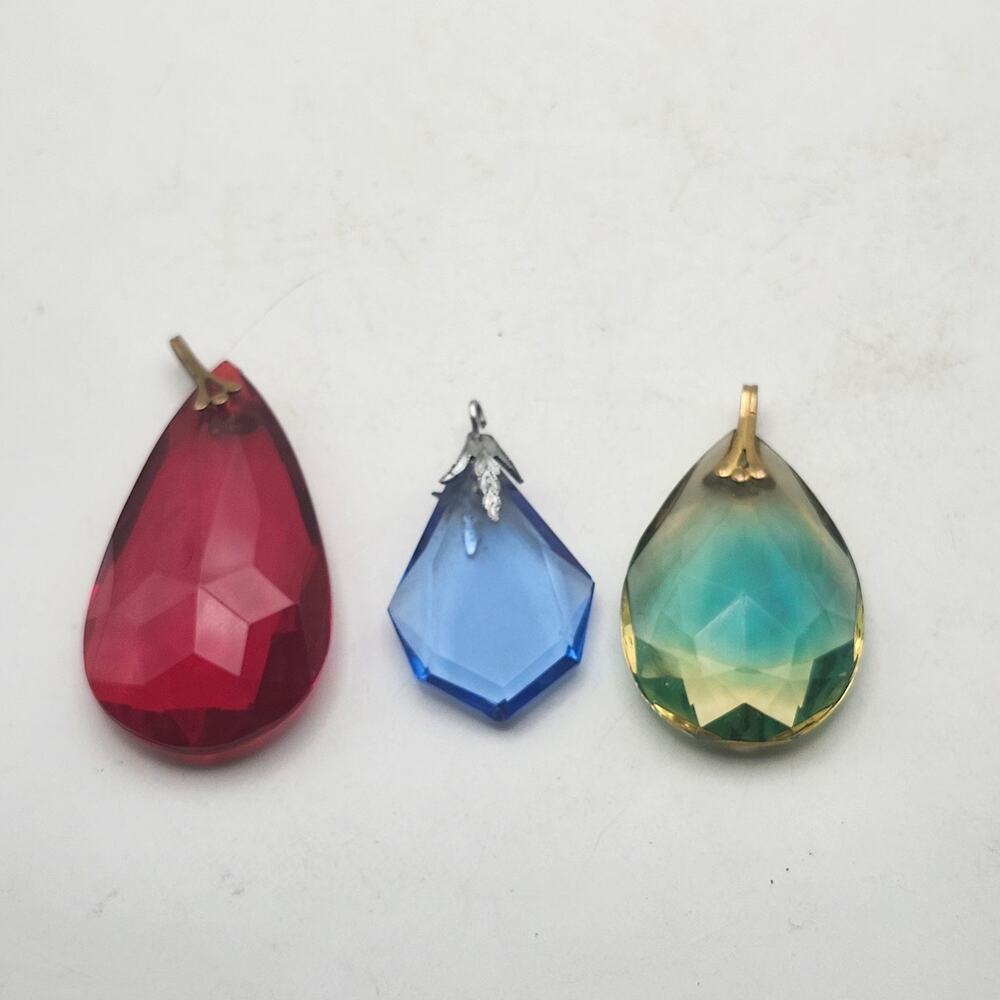 Lot 3 Faceted Pendants Red Acrylic Blue Green Glass Teardrop Jewelry Charms